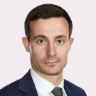 фото Евгения Леонова на розовом фоне 135 на 135